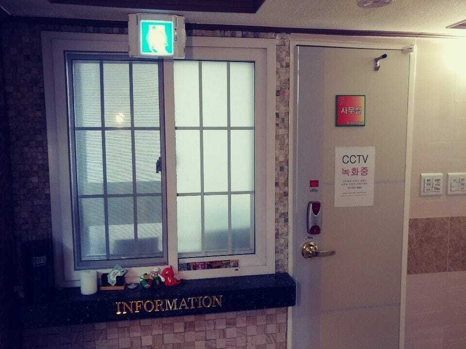 Easylivingtel Hotel Seoul Bagian luar foto